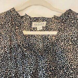 cheetah print blouse - size xs